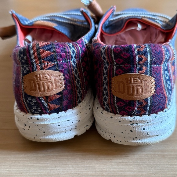 HEY DUDE WOMENS WENDY FUNK BAJA DENIM LOOK SLIP ON WALKING SHOE CASUSL SZ 8 - Picture 5 of 12